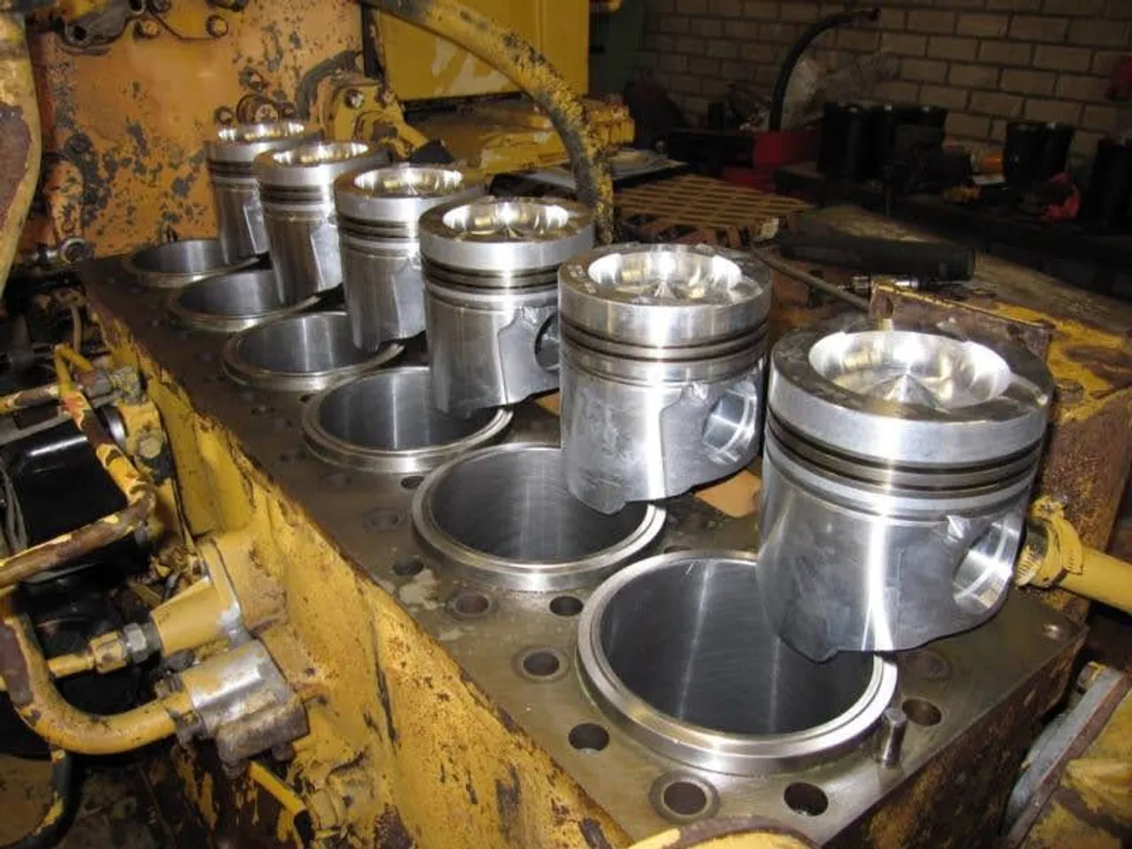 Cummins generator engine servicing